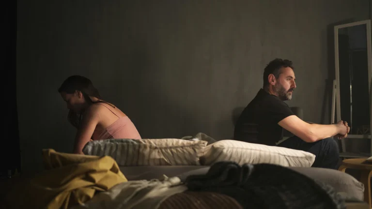 How to Confront a Cheater: Addressing Infidelity and Dealing with Your Cheating Partner