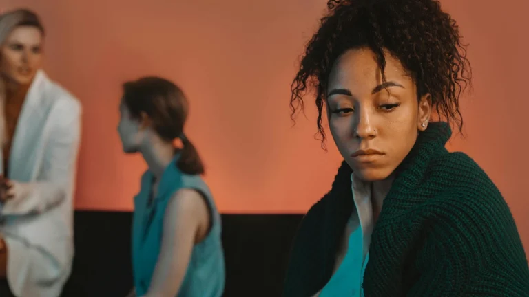 How to Deal With Toxic Family Members: Learn How to Cope & Handle Family Relationships