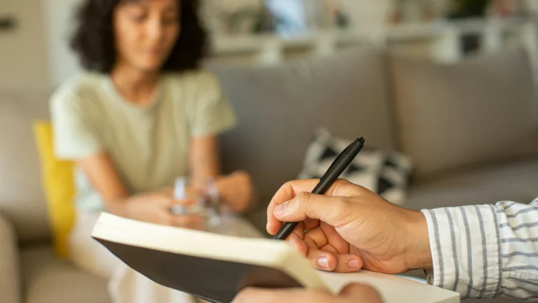 Dialectical Behaviour Therapy (DBT) vs Cognitive Behavioural Therapy (CBT): Which Is Right for You?