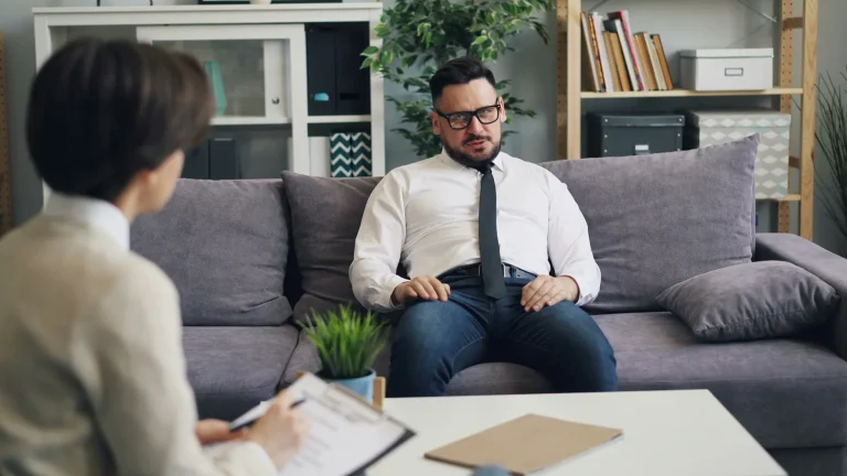Mental Health Insurance Coverage in Canada: Understanding Your Benefits Plan Before Booking Therapy