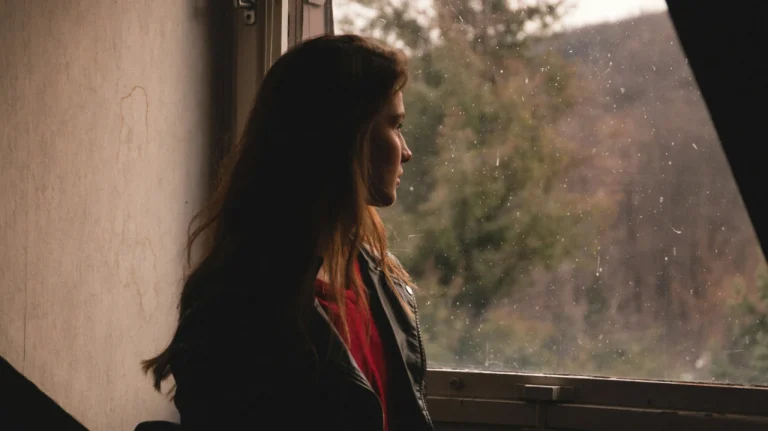 What Is Emotional and Psychological Abuse? Signs of Emotional Abuse, Examples, and Hotline Help